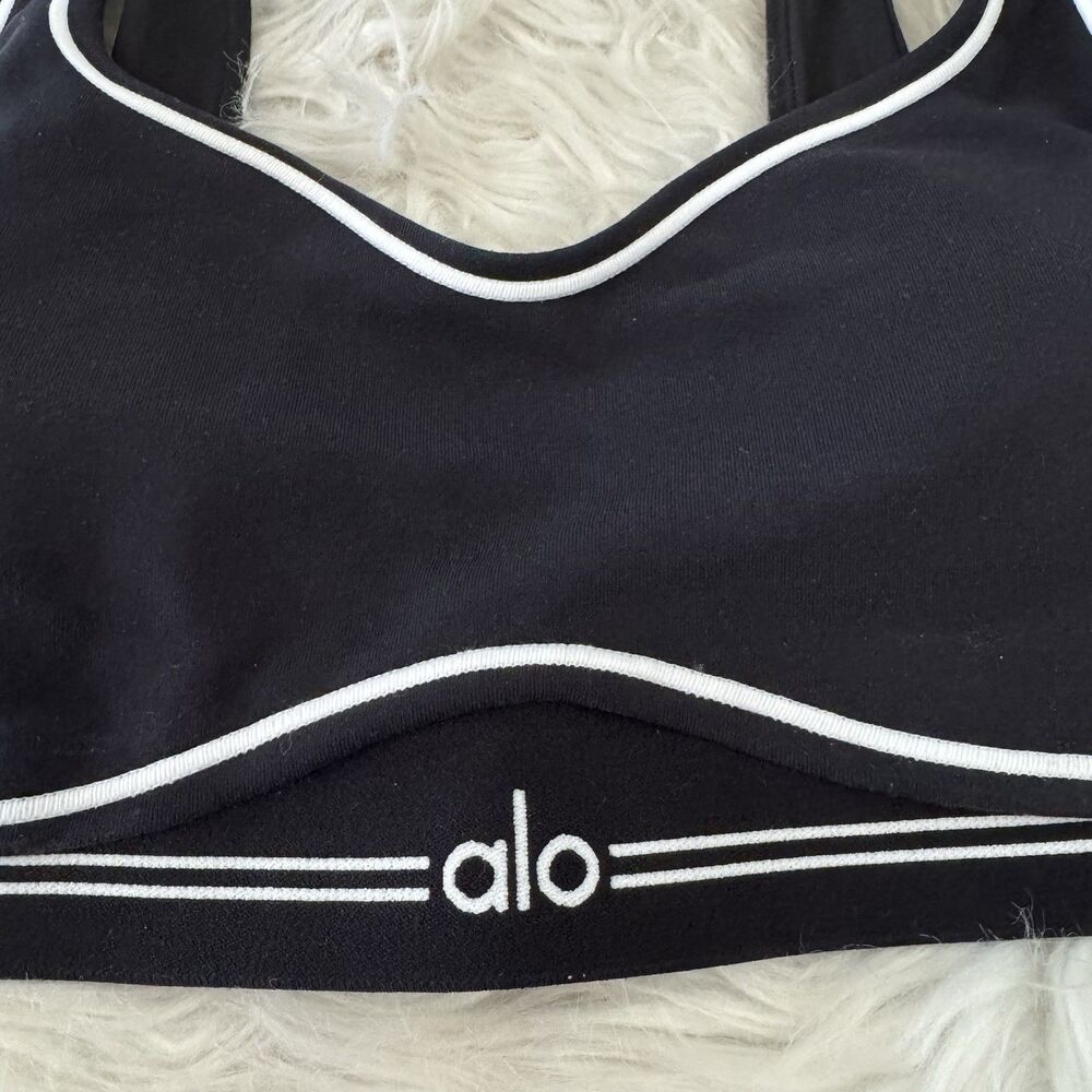 Alo Yoga Airbrush Heart Throb Bra Women’s Medium Black White Padded Sports NWT - Picture 8 of 11